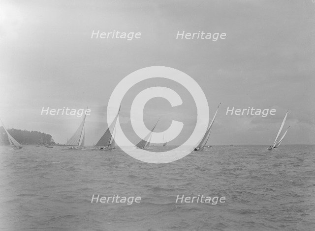 Group of 6 Metre boats racing, 1922. Creator: Kirk & Sons of Cowes.