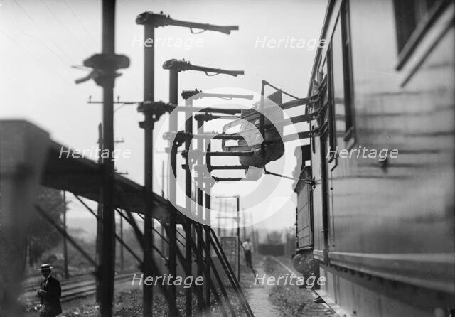 Post office Department, Hupp Auto Railway Service, 1912. Creator: Harris & Ewing.