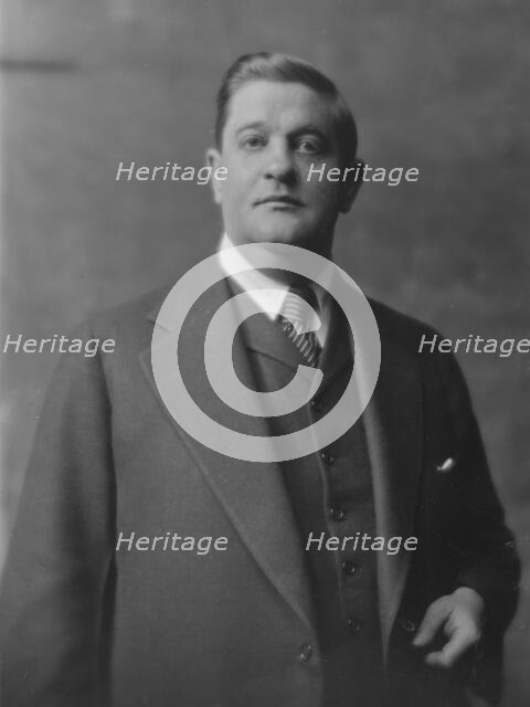 Urban, Joseph, Mr., portrait photograph, 1916 or 1917. Creator: Arnold Genthe.