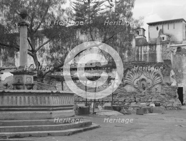 Travel views of Cuba and Guatemala, between 1899 and 1926. Creator: Arnold Genthe.