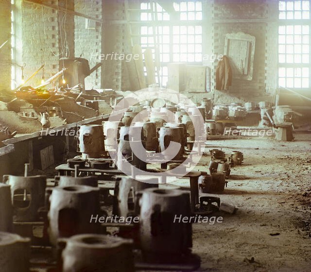 Molding shop at the Kasli plant, 1910. Creator: Sergey Mikhaylovich Prokudin-Gorsky.