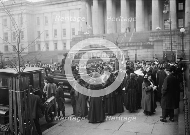 Woman Suffrage - Advertising Parade, 1913. Creator: Harris & Ewing.