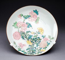 Dish, China, c. 1725, Qing Dynasty (1644-1911), Yongzhen period (1723-1735). Creator: Unknown.