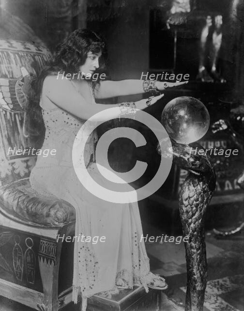 Pauline Frederick - Potiphar's wife, between c1910 and c1915. Creator: Bain News Service.