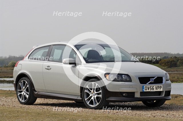 2006 Volvo C30 D5 SE Artist: Unknown.
