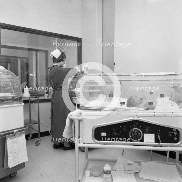 Special care unit for premature babies, Nether Edge Hospital, Sheffield, South Yorkshire, 1969. Artist: Michael Walters