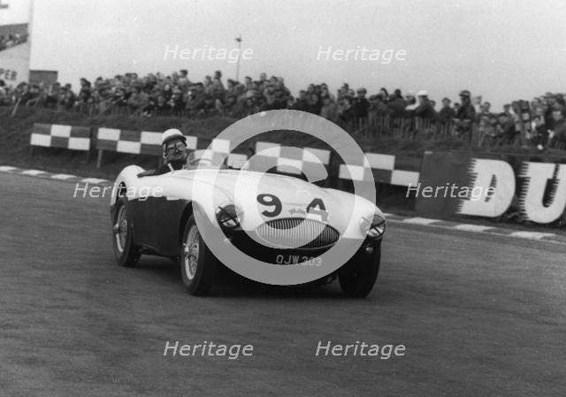 1955 Austin - Healey 100S, driven by Crabbe at Brands Hatch. Creator: Unknown.