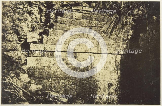 Palais Du Cirque à Chichen-Itza, Intérieur d'une salle, 1859. Creator: Désiré Charnay.