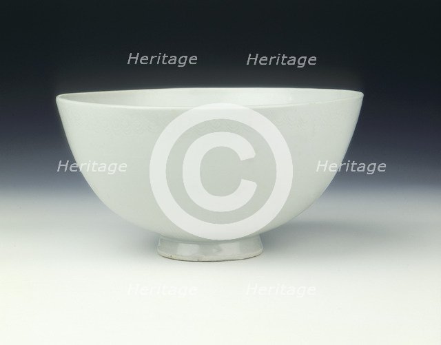 Shufu saucer dish with geese amid clouds, Yuan dynasty, China, 1279-1368. Artist: Unknown