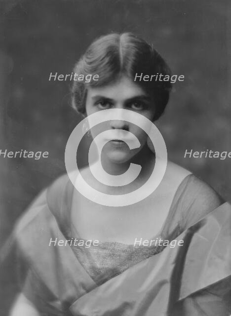 Sibley, A., Miss (Mrs. O'Donnell Iselin), portrait photograph, 1916 June 28. Creator: Arnold Genthe.