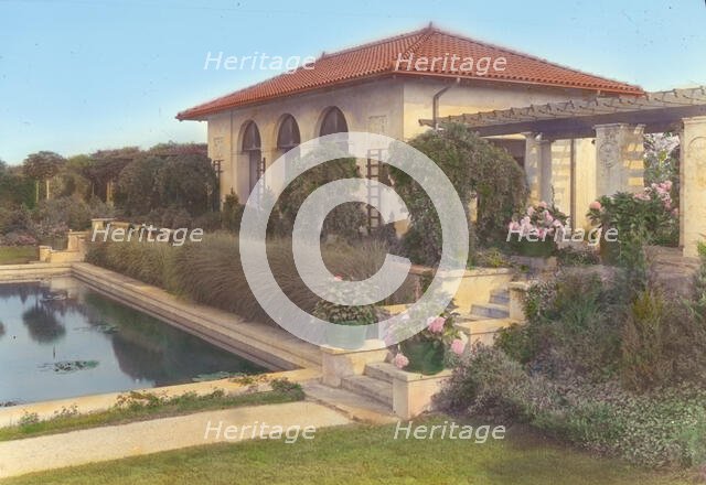 "Red Maples," Mrs. Rosina Sherman Hoyt House, Southampton, New York, 1915. Creator: Frances Benjamin Johnston.