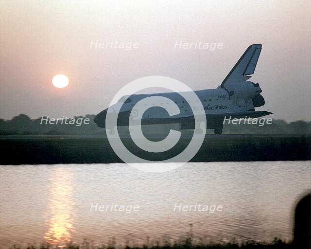 STS-45 Landing, Florida, USA, 1992.  Creator: NASA.