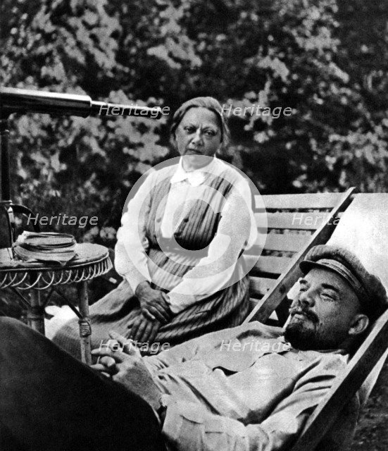 Russian Bolshevik leader Vladimir Lenin and Nadezhda Krupskaya, Gorki, USSR, 1922. Artist: Unknown
