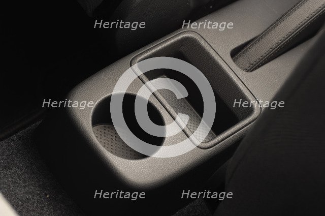 Skoda Fbia Estate  HTP 1-2  2007. Artist: Simon Clay.