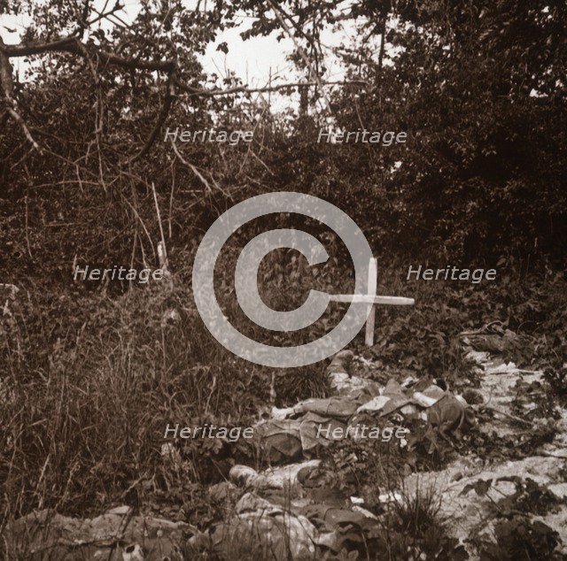 Body of German soldier, Ablain-Saint-Nazaire, Northern France, c1914-c1918.  Artist: Unknown.