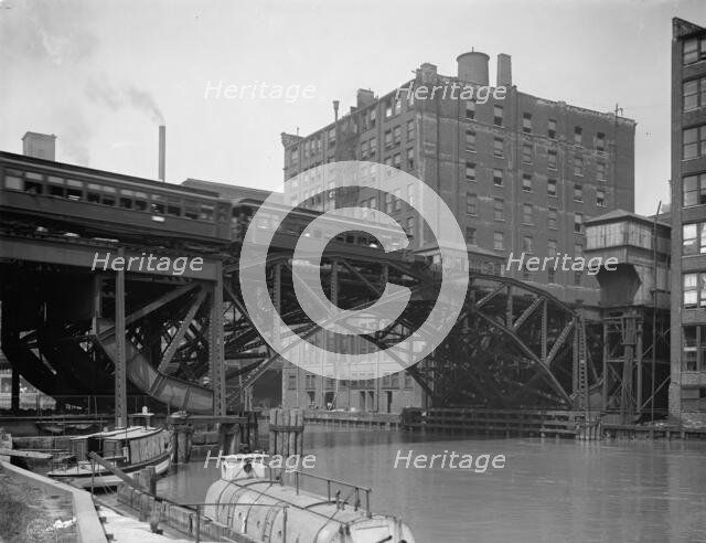 Jackknife Bridge, Chicago, Ill., c1907. Creator: Unknown.