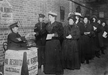 Women enlisting - England, between c1910 and c1915. Creator: Bain News Service.