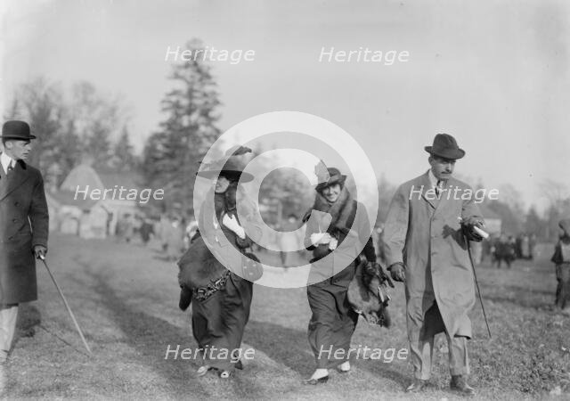 Mrs. A. Butler-Duncan; Miss Ruth Moller; William Archer Thompson, 1913. Creator: Bain News Service.