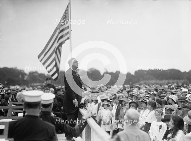 Confederate Reunion - Secretary Daniels Speaking On Registration Day, 1917. Creator: Harris & Ewing.