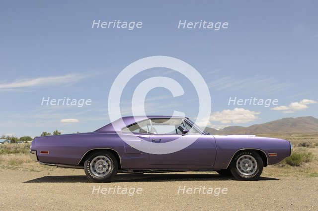 Dodge Coronet Hemi RT 1970. Artist: Simon Clay.