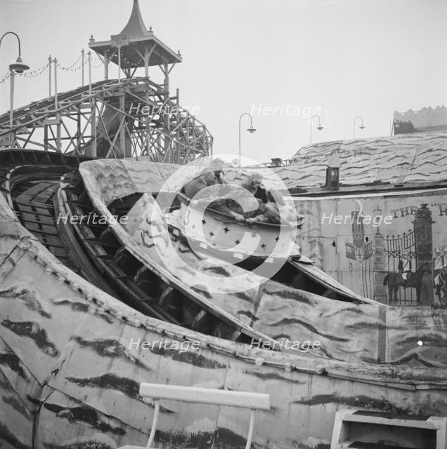 Whitley Bay, North Tyneside, 13/06/1953. Creator: John Laing plc.