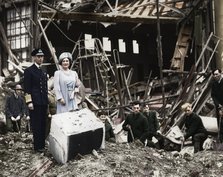The King and Queen survey bomb damage, Buckingham Palace, London, WWII, 1940. Artist: Unknown.