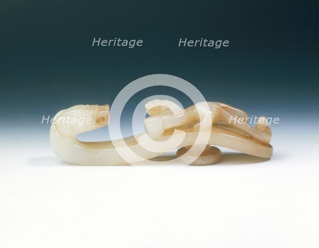 Jade garment hook with kui dragon, late Song-mid Ming dynasty, China, 13th-16th century. Artist: Unknown