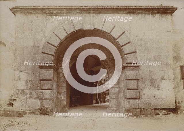 Castle - entrance gate, Pieskowa Skala, 1903. Creator: Unknown.