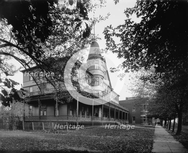 Fenton House, Mt. Clemens, between 1880 and 1899. Creator: Unknown.