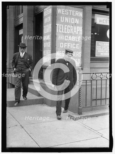 Western Union Office, between 1913 and 1917. Creator: Harris & Ewing.