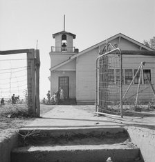 Entrance to Lincoln Bench School, near Ontario, Malheur County, Oregon, 1939. Creator: Dorothea Lange.