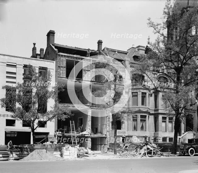 Adm. Dewey's House, between 1910 and 1920. Creator: Harris & Ewing.
