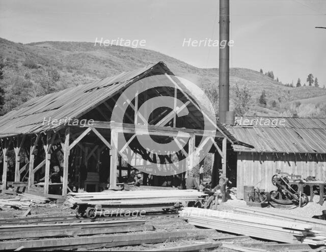 Close-up of the sawmill, Ola self-help sawmill co-op, Gem County, Idaho, 1939. Creator: Dorothea Lange.