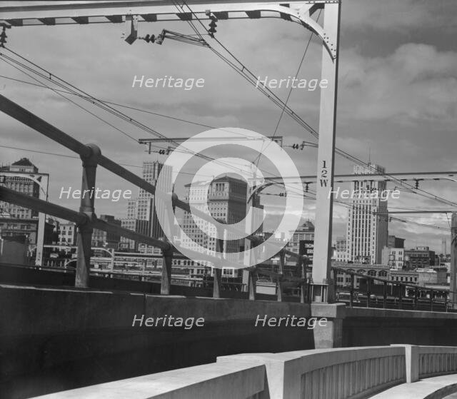 San Francisco, California, 1939. Creator: Dorothea Lange.