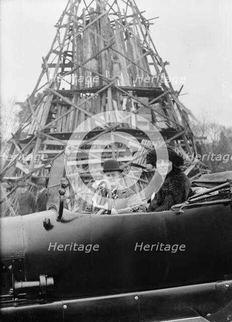 Liberty Loans - Harper, Robert N., D.C. Banker; Mcadoo, Mrs. William Gibbs, Nee Eleanor Wilson, 1917 Creator: Harris & Ewing.