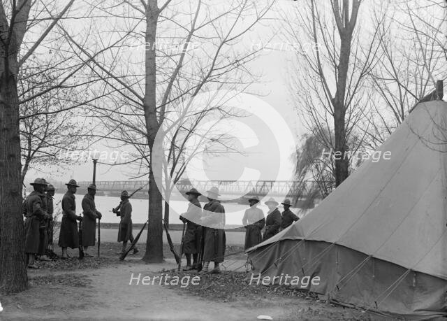 Army, U.S. Negro Troops, 1917. Creator: Harris & Ewing.