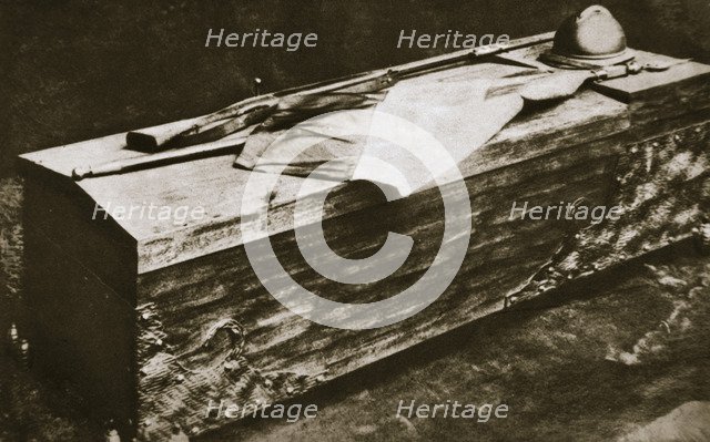 Bronze casket containing the Italian Unknown Soldier, c1921. Artist: Unknown