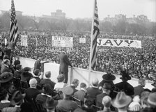 Liberty Loan Crowds, 1917. Creator: Harris & Ewing.