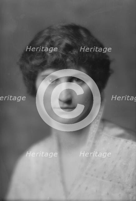 Black, Mareta, Miss, portrait photograph, 1914 Apr. 16. Creator: Arnold Genthe.
