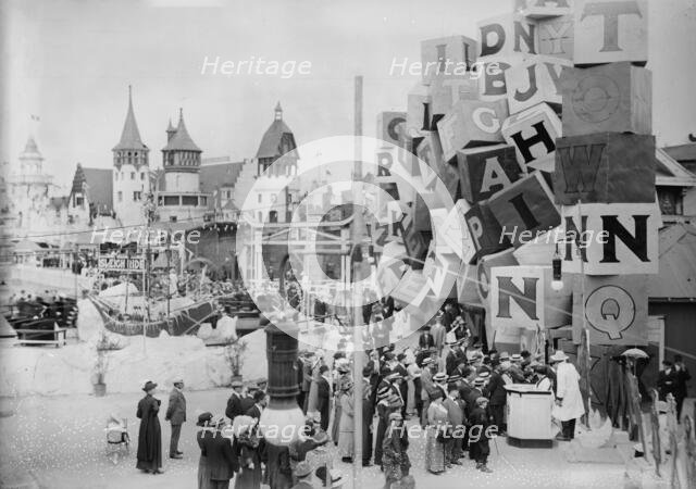 Luna Park, Coney Isl., between c1910 and c1915. Creator: Bain News Service.