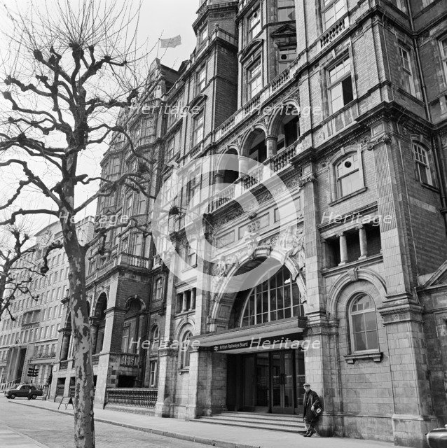Great Central Hotel, 222 Marylebone Road, London, 1970. Artist: John Gay