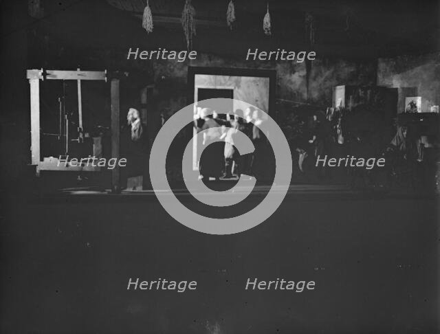 The weavers, 1916 Creator: Arnold Genthe.