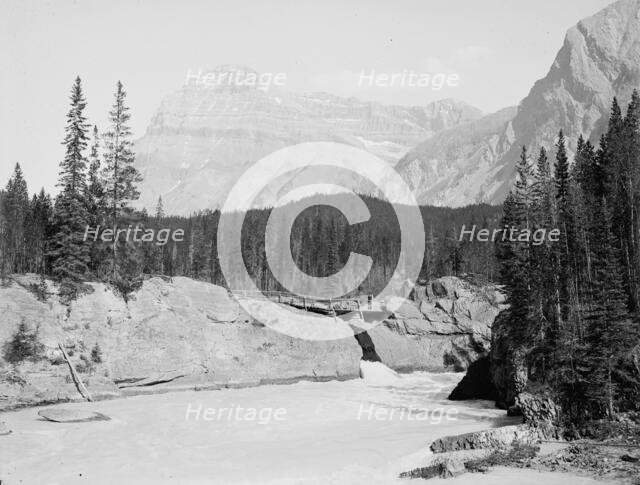 Natural Bridge, Canada, between 1900 and 1910. Creator: Unknown.