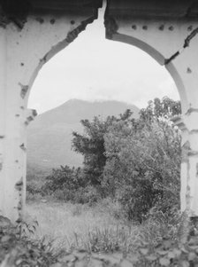 Travel views of Cuba and Guatemala, between 1899 and 1926. Creator: Arnold Genthe.