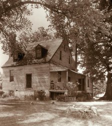 Midlothian Pike Minor Houses, Chesterfield County, Virginia, 1933. Creator: Frances Benjamin Johnston.