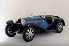 Bugatti type 55 1932. Artist: Simon Clay.