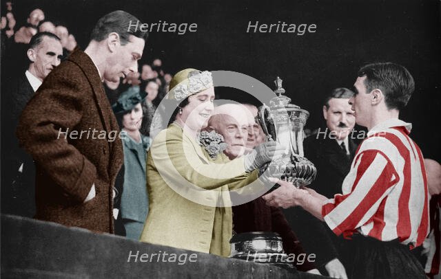 'The Queen Presents The Cup', 1937. Creator: Unknown.