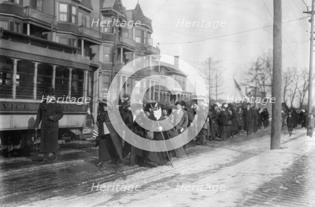 Suffrage hike to Wash'n, 1913. Creator: Bain News Service.