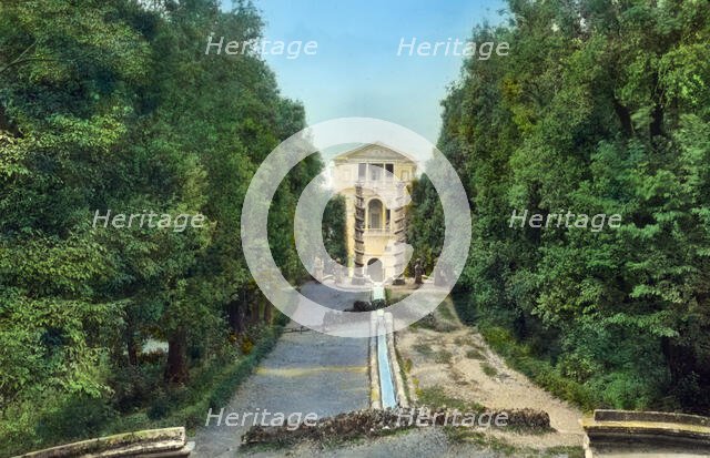 Villa Aldobrandini, Frascati, Lazio, Italy, 1918. Creator: Frances Benjamin Johnston.