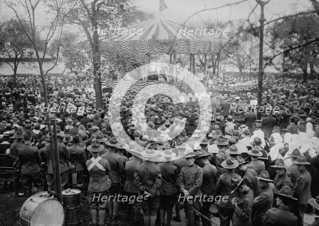 Field Mass, 30 May 1918. Creator: Bain News Service.